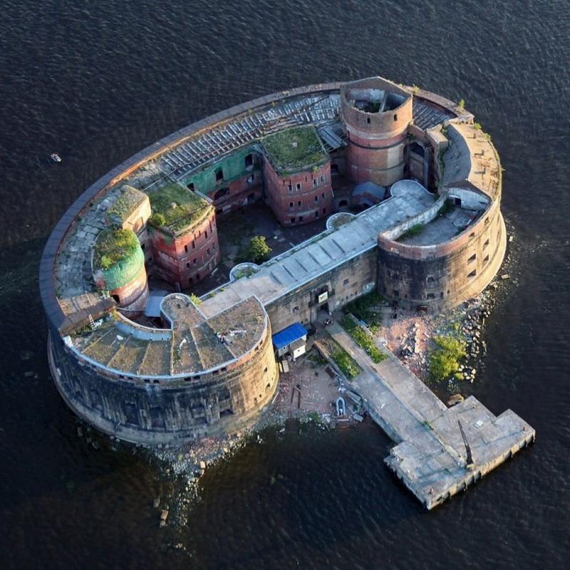 Most Heavily Guarded Homes in the World