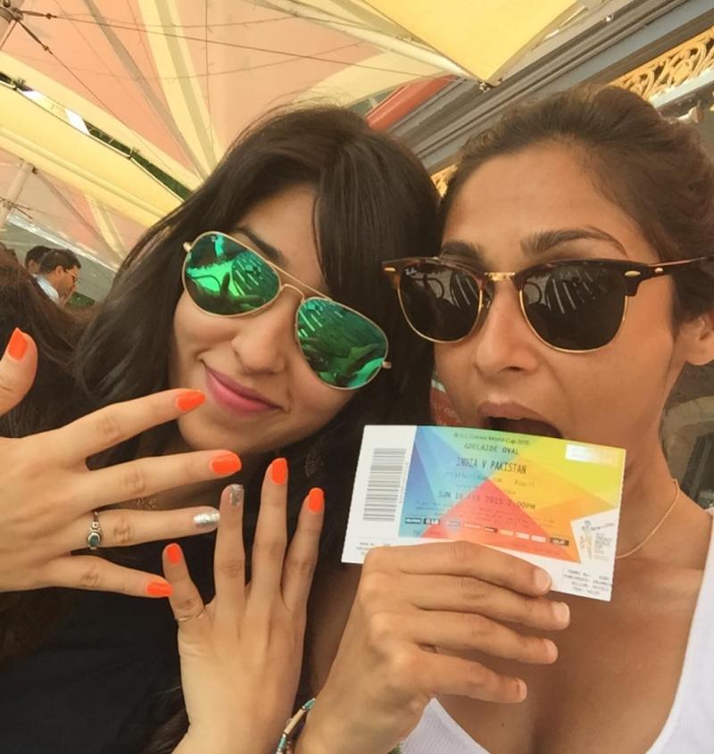 10 gorgeous and glamorous wives of India