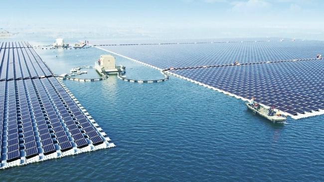 floating solar panels 