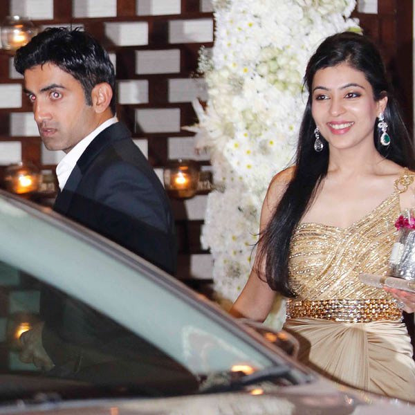 10 gorgeous and glamorous wives of India